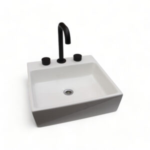 Bacha milan Gulliart baño